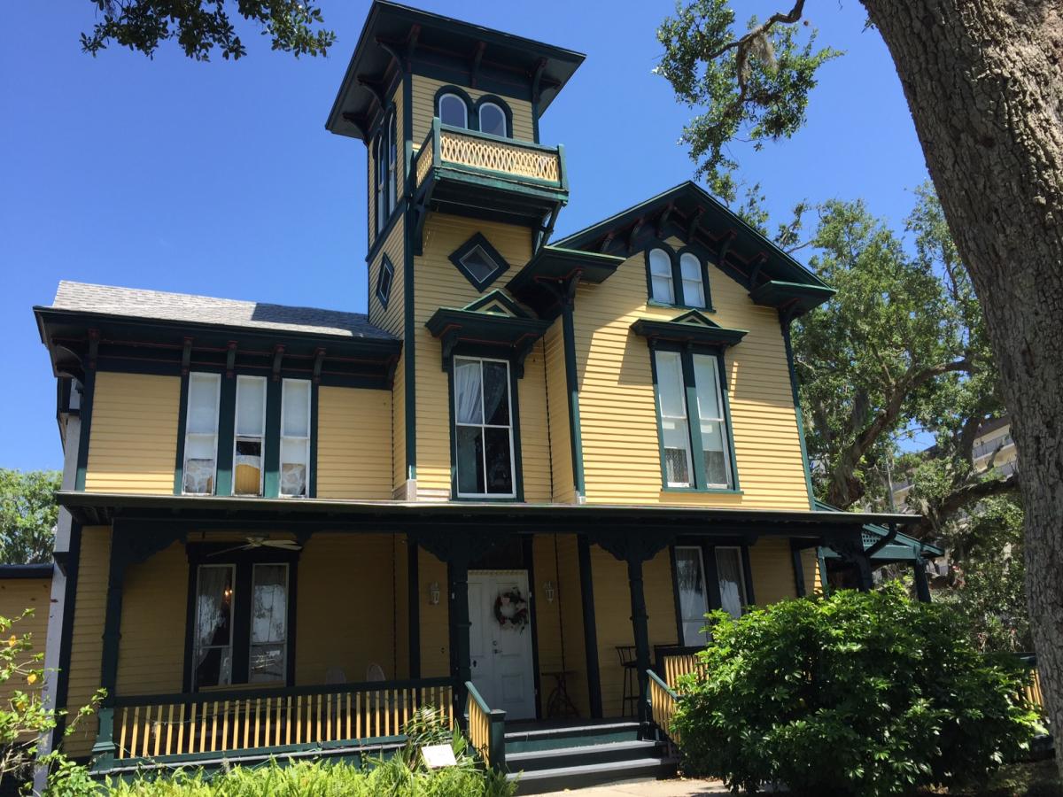 Lilian's Place in Daytona Florida